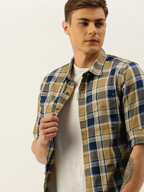 

SINGLE Men Yellow & Blue Regular Fit Checked Casual Shirt
