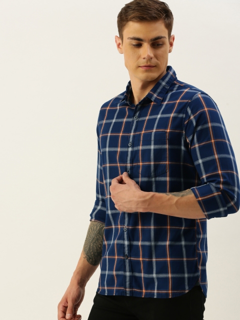 

SINGLE Men Navy Blue & White Slim Fit Checked Casual Shirt