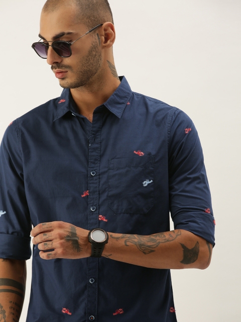 

SINGLE Men Navy Blue & Red Slim Fit Printed Casual Shirt