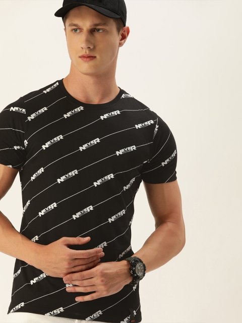 

SINGLE Men Black White Slim Fit Printed Round Neck Pure Cotton T-shirt