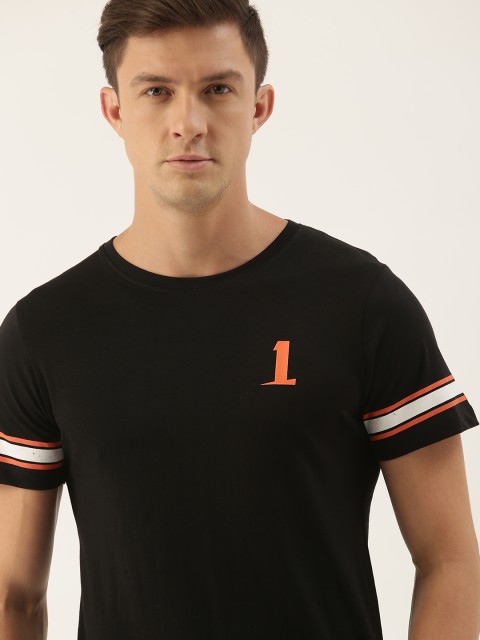 

SINGLE Men Black Solid Applique Pure Cotton T-shirt
