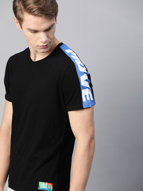 

HRX By Hrithik Roshan Men Jet Black Strong Blue Solid Bio-Wash Cotton Lifestyle Tshirt