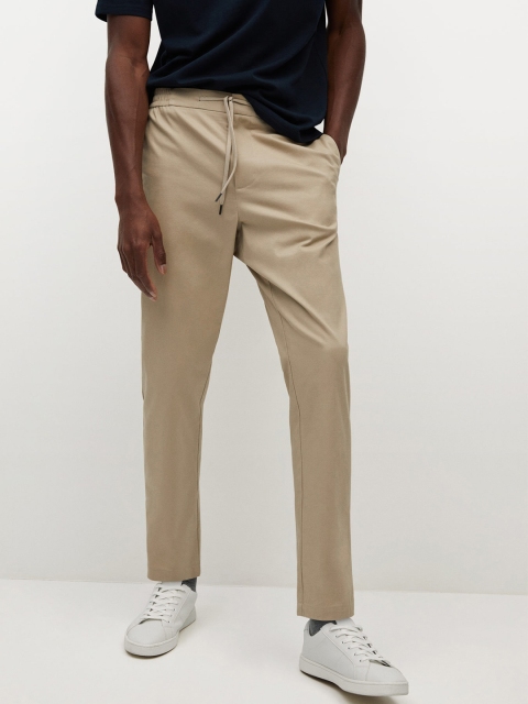 

MANGO MAN Beige Regular Fit Solid Sustainable Trousers