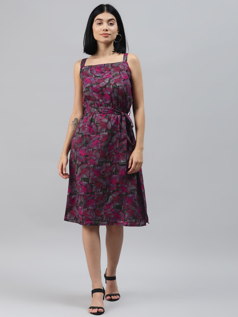 

SIRIKIT Women Purple & Pink Leaves Print A-Line Dress with Belt