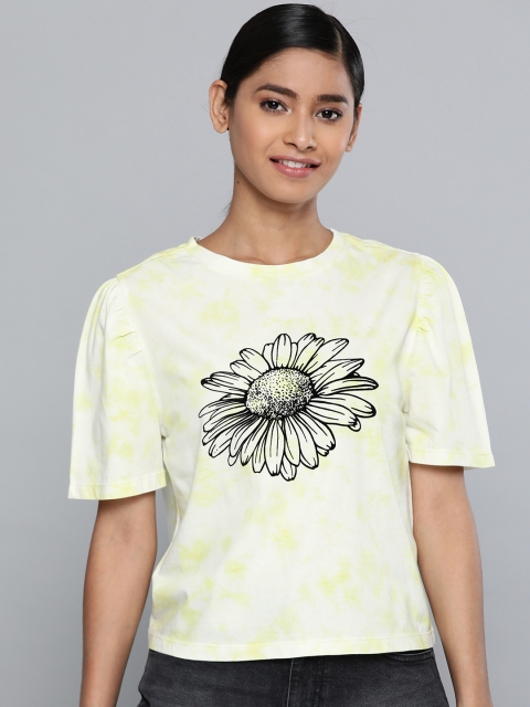

VividArtsy Women Yellow & White Dyed Round Neck Pure Cotton T-shirt