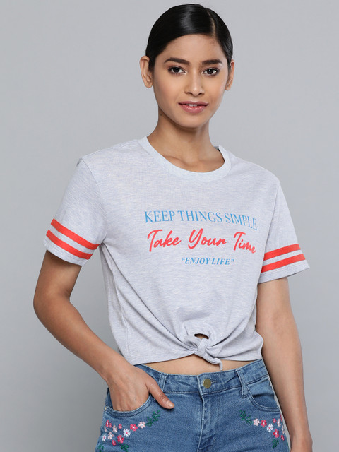 

Vividartsy Women Blue Printed Front Knot Crop Top