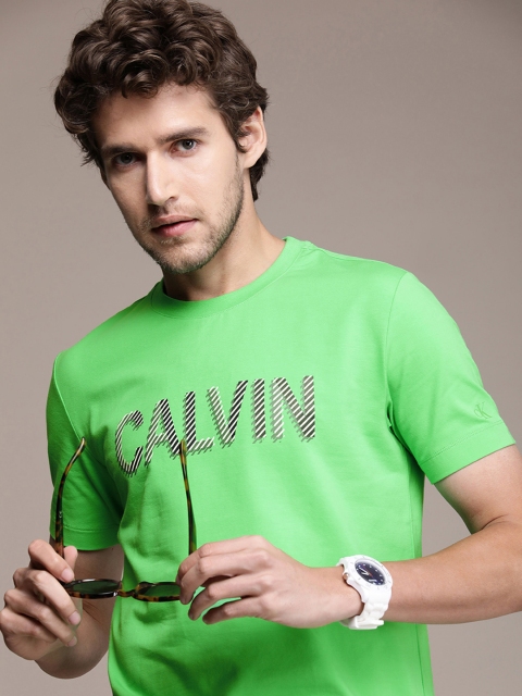 

Calvin Klein Jeans Men Green Slim Fit T-shirt
