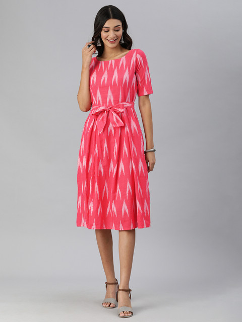 

Swishchick Women Pink Printed Fit and Flare Dress