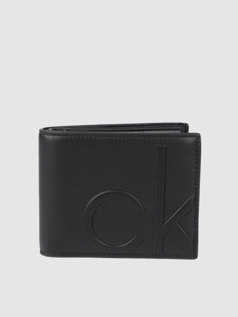 

Calvin Klein Men Black Textured Leather Two Fold Wallet