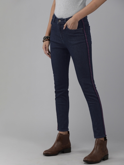 

Roadster Women Blue Super Skinny Fit High-Rise Clean Look Stretchable Cropped Jeans