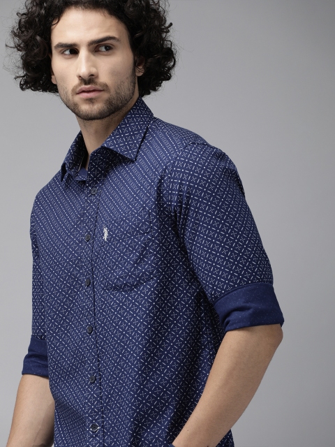 

U.S. Polo Assn. Men Blue & White Regular Fit Checked Casual Shirt