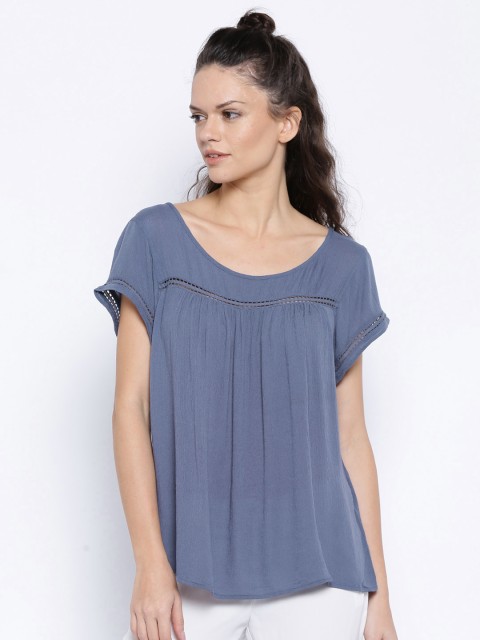 

ONLY Blue Top