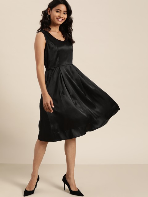 

Qurvii Women Black Satin Finish Solid A-Line Dress