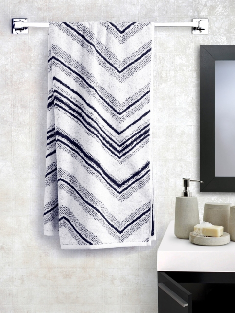 

BOMBAY DYEING White Patterned Cotton 480 GSM Bath Towel