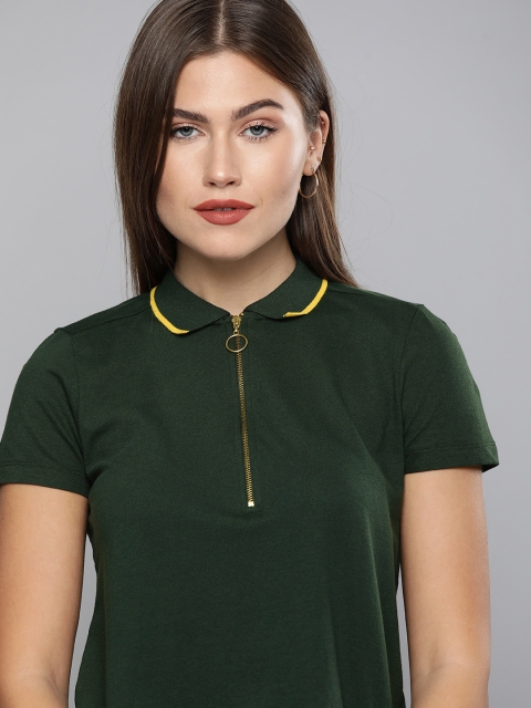 

Chemistry Women Green Solid Polo Collar T-shirt