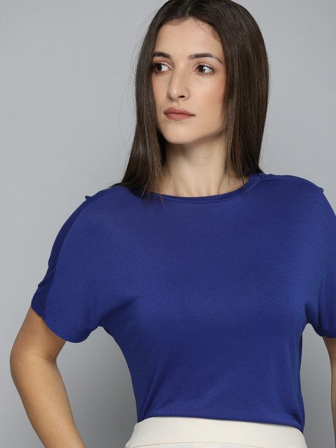 

Chemistry Women Blue Extended Sleeve T-shirt