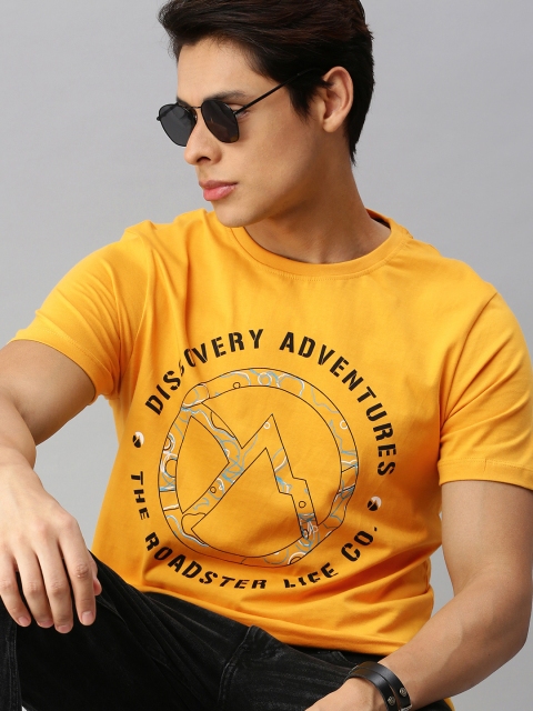 

Roadster X Discovery Adventures Men Mustard Yellow Typography Printed Pure Cotton T-shirt