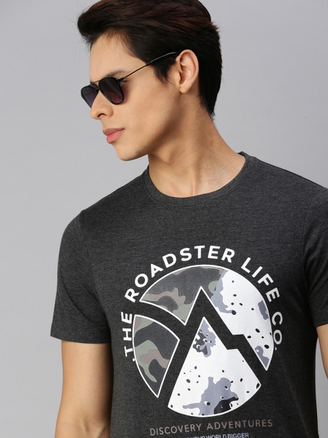 

Roadster x Discovery Adventures Men Textured Graphic T-shirt with Anti Microbial Finish, Charcoal