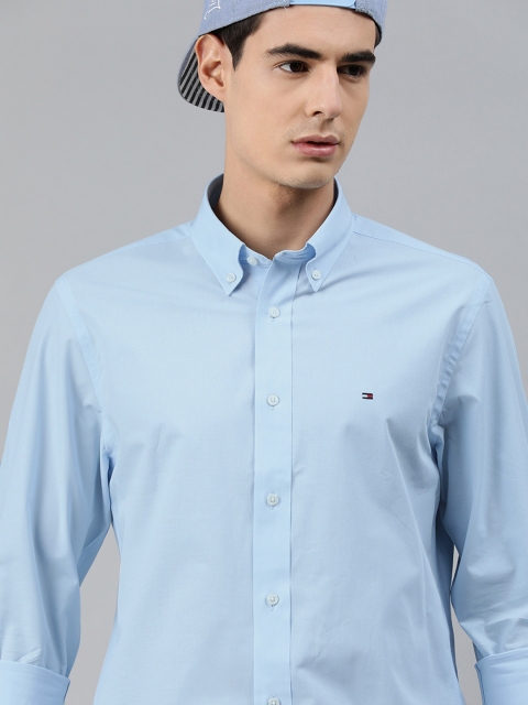 

Tommy Hilfiger Men Blue Regular Fit Solid Casual Shirt
