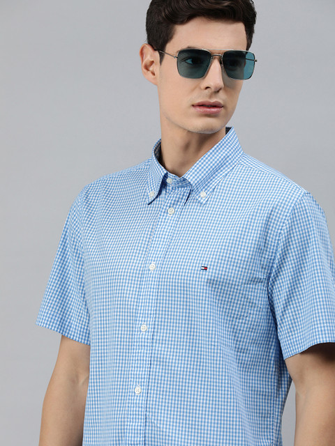 

Tommy Hilfiger Men Blue & White Regular Fit Gingham Checked Casual Shirt