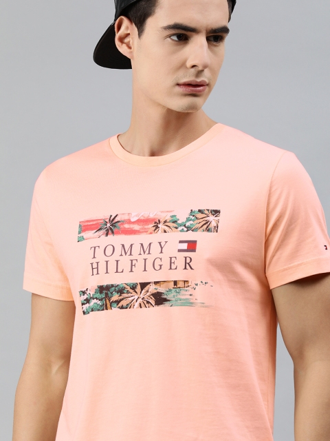 

Tommy Hilfiger Men Peach-Coloured Printed Round Neck Pure Cotton T-shirt