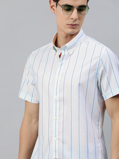 

Tommy Hilfiger Men Blue & Pink Regular Fit Striped Casual Shirt