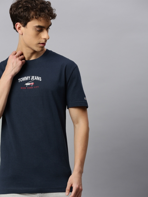 

Tommy Hilfiger Men Navy Blue Solid Round Neck Organic Cotton T-shirt with Logo