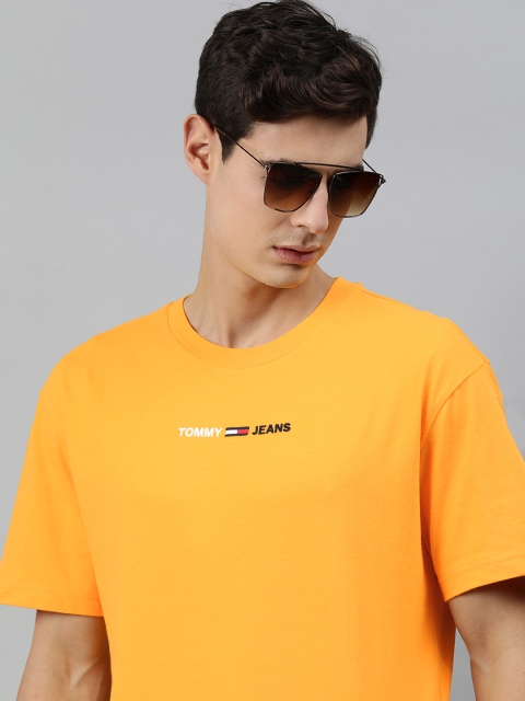 

Tommy Hilfiger Men Orange Solid TJM LINEAR LOGO Round Neck Pure Cotton T-shirt