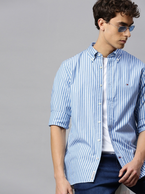 

Tommy Hilfiger Men Blue & White Regular Fit Striped Casual Shirt