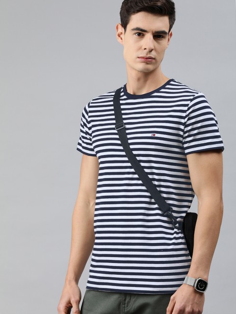 

Tommy Hilfiger Men White Striped Cotton Round Neck T-shirt