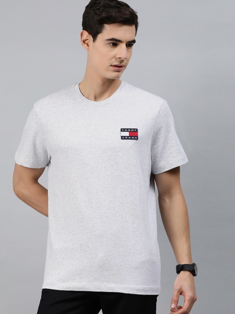 

Tommy Hilfiger Men Grey Solid Round Neck Pure Cotton T-shirt