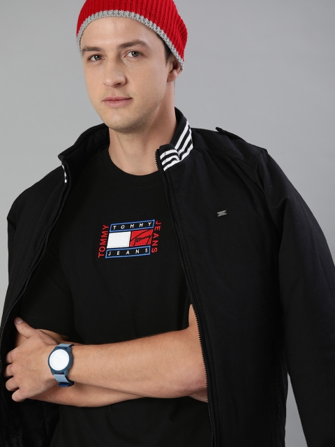 

Tommy Hilfiger Men Black Solid TJM TIMELESS FLAG Round Neck Pure Cotton T-shirt