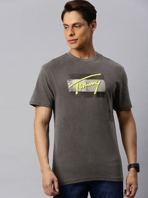

Tommy Hilfiger Men Charcoal Grey Printed Round Neck Pure Cotton T-shirt