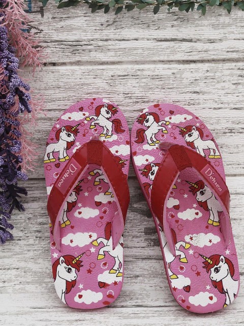 

DChica Girls Pink & Maroon Unicorn Printed Thong Flip-Flops