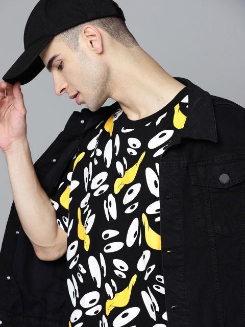 

Kook N Keech Looney Tunes Men Black & White Cotton Daffy Duck Print T-shirt