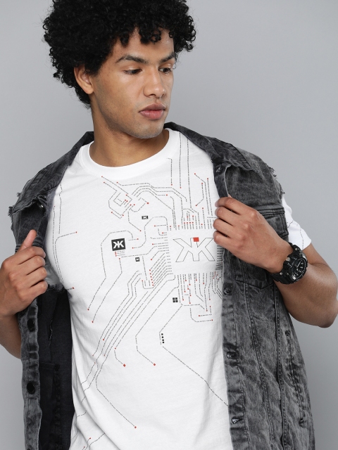 

Kook N Keech Men White Printed Pure Cotton T-shirt