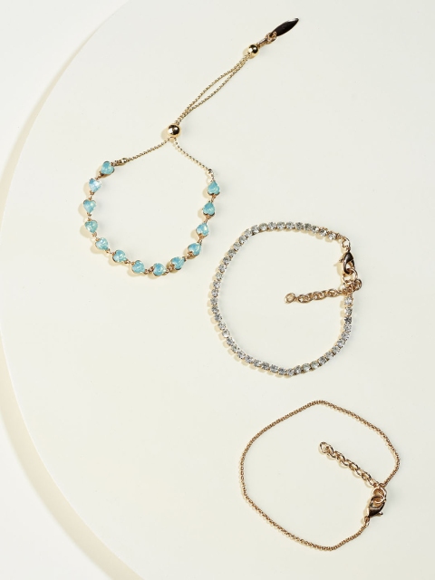 

Runway Ritual Green Bracelet