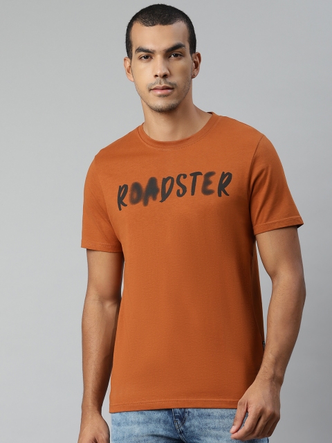 

Roadster Men Rust Orange & Black Pure Cotton Printed Round Neck T-shirt