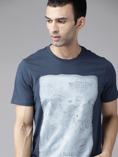 

Roadster Men Navy Blue & Off-White Colourblocked Cotton T-shirt