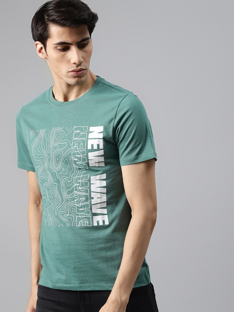 

Roadster Men Green & White Pure Cotton Typography Printed T-shirt