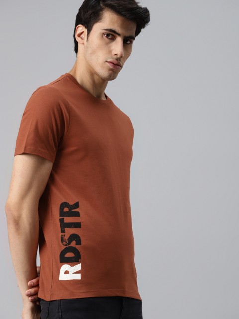 

Roadster Men Brown Solid Pure Cotton T-shirt