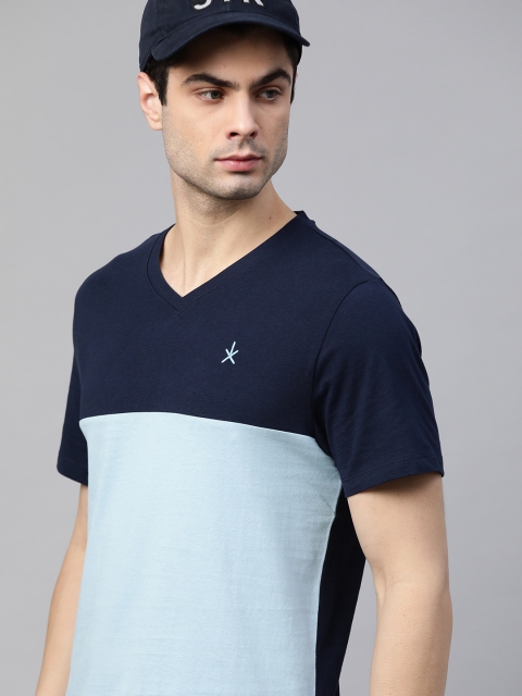 

Roadster Men Blue Pure Cotton Colourblocked V-Neck T-shirt