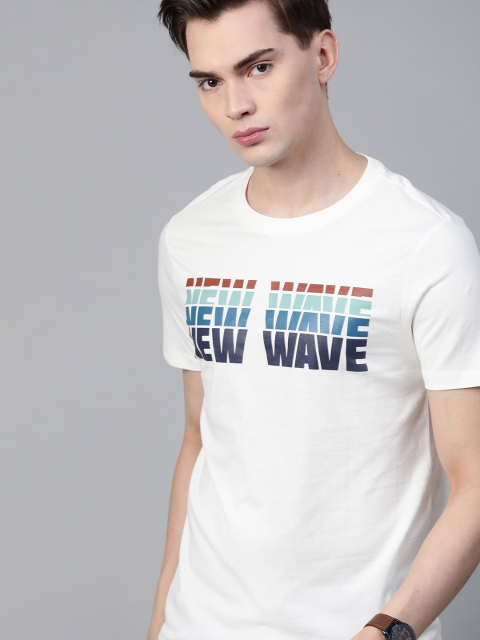 

Roadster Men White Blue Typography Printed Pure Cotton T-shirt