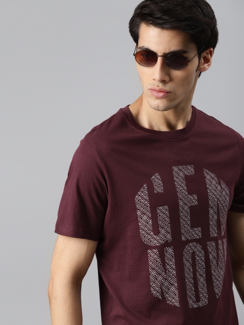 

Roadster Men Burgundy Typography Printed Pure Cotton T-shirt