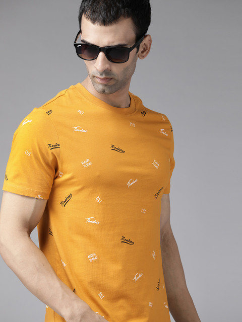 

Roadster Men Mustard Yellow & White Brand Logo Print Cotton T-shirt