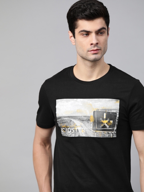 

Roadster Men Black & Grey Brand Logo Printed Pure Cotton T-shirt