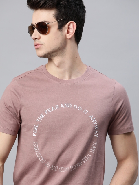 

Roadster Men Mauve & White Typography Printed Pure Cotton T-shirt