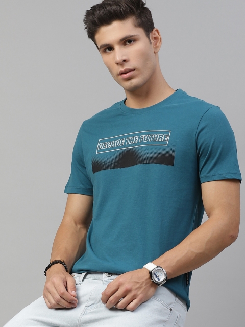 

Roadster Men Blue Black Printed Pure Cotton T-shirt