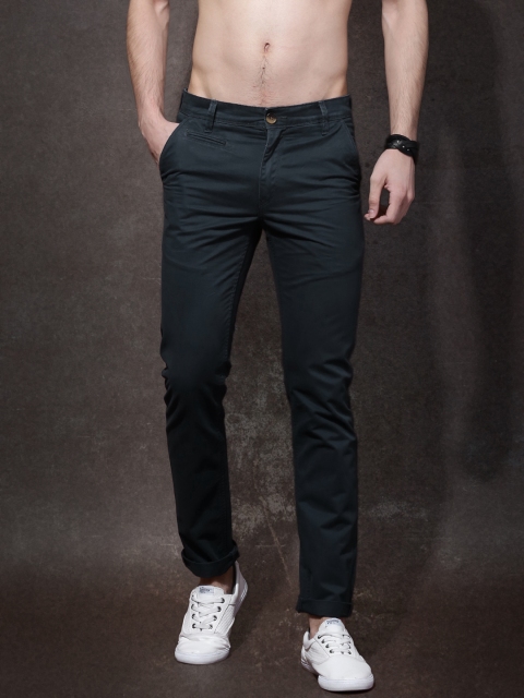 

Roadster Men Navy Solid Flat-Front Slim Fit Trousers, Navy blue