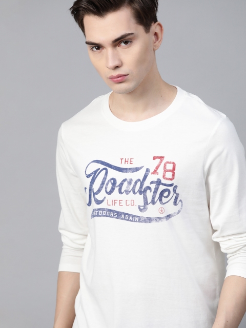 

Roadster Men White & Navy Blue Pure Cotton Printed T-shirt